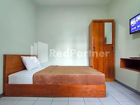 Saijaan Guesthouse UNEJ RedPartner