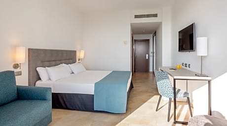 Double or Twin Standard 2+1