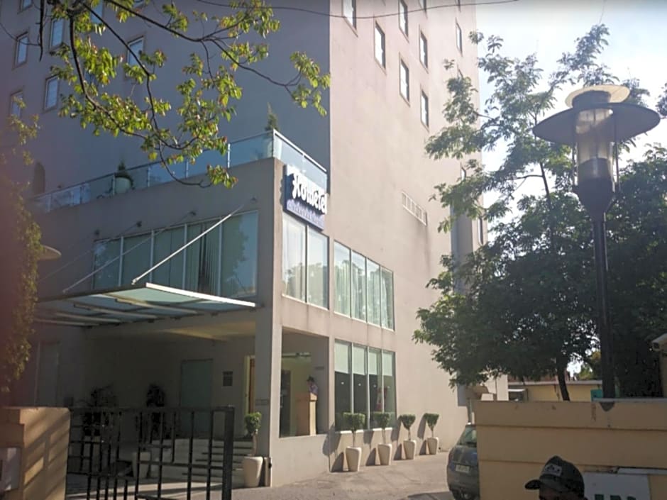 Hometel Chandigarh
