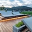 The deck patong 5 Star Apartment 巴东The Deck无边际海景泳池酒店