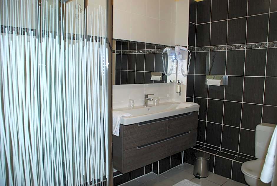 The Originals City, Hotel Cathedrale, Lisieux (Inter-Hotel)