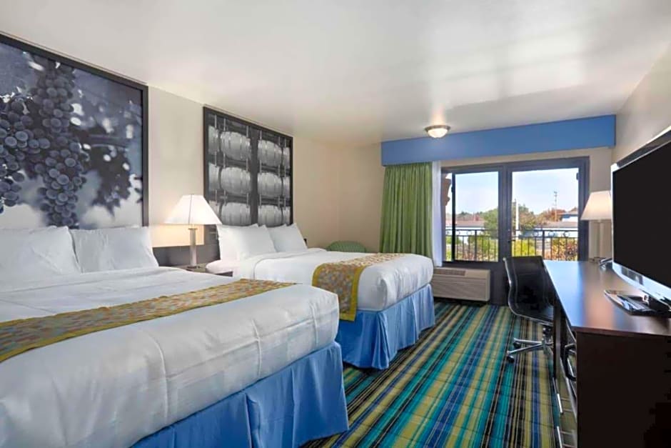 Super 8 by Wyndham Vallejo/Napa Valley