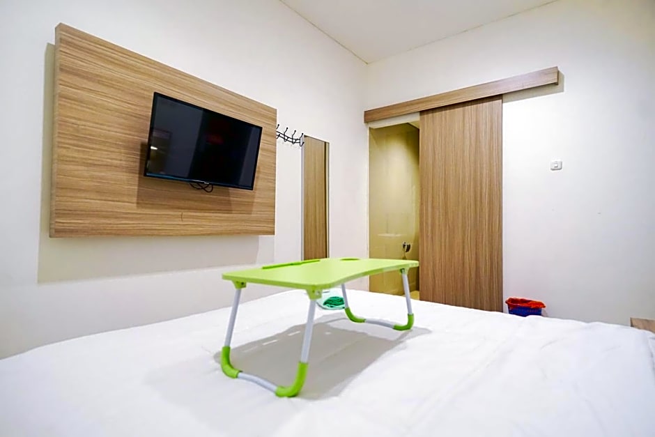 Urbanview Hotel Bes Mangga Besar