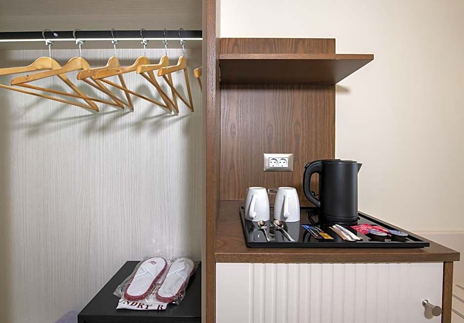 Vantaris Luxury Beach Resort