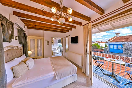 Deluxe Room with Jacuzzi
