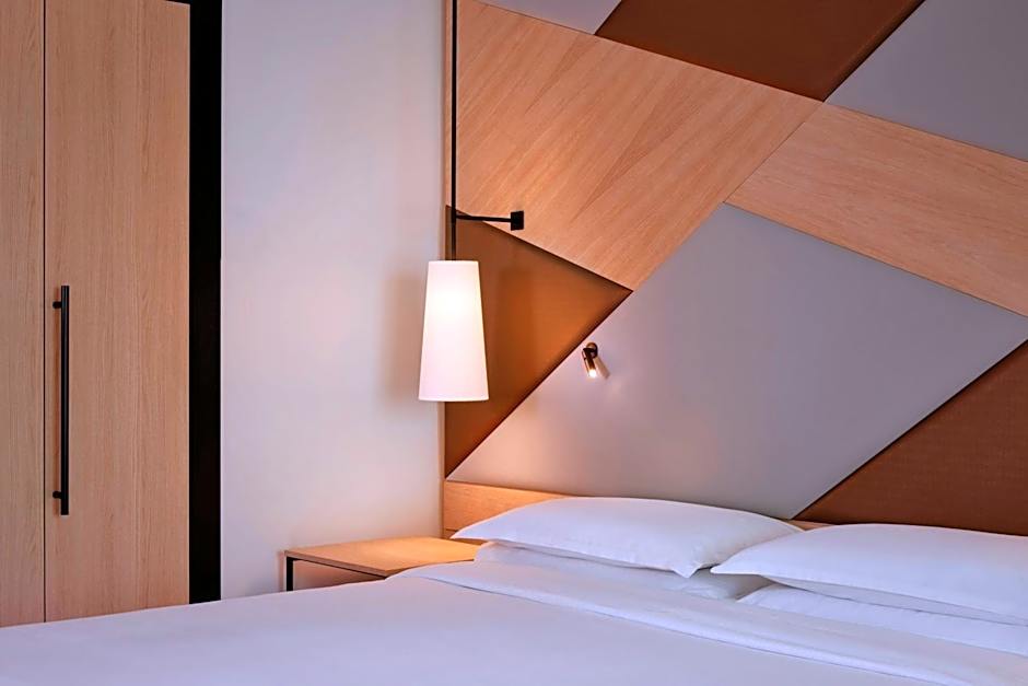 Sheraton Amsterdam Airport Hotel And Conference Center