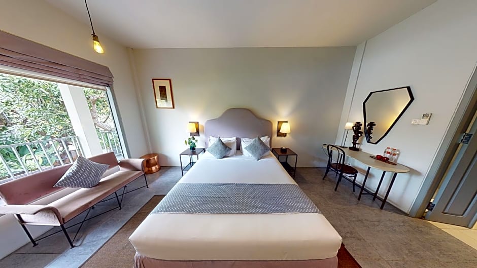 Lovina life Room & Cafe