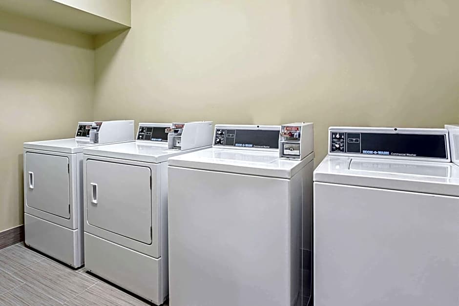 La Quinta Inn & Suites by Wyndham Paducah