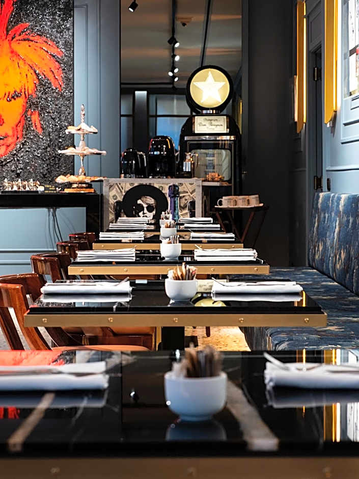 The Glam Boutique Hotel & Apt