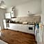 Room Saronno + B&B