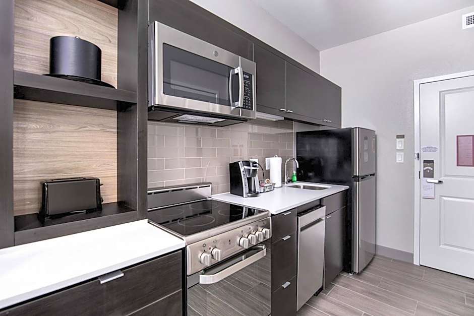 TownePlace Suites by Marriott Houston Hobby Airport