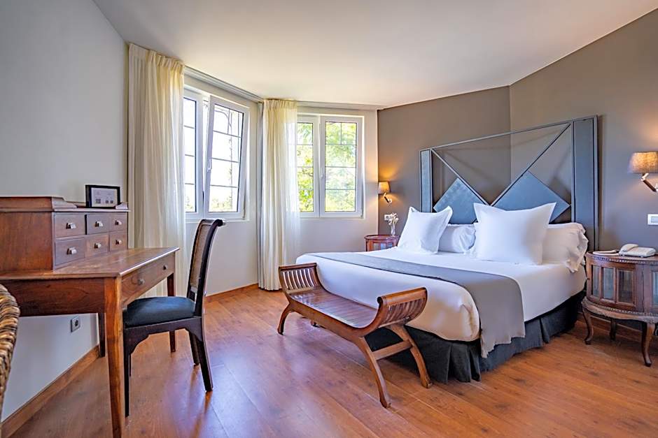 Hotel Torres de Somo