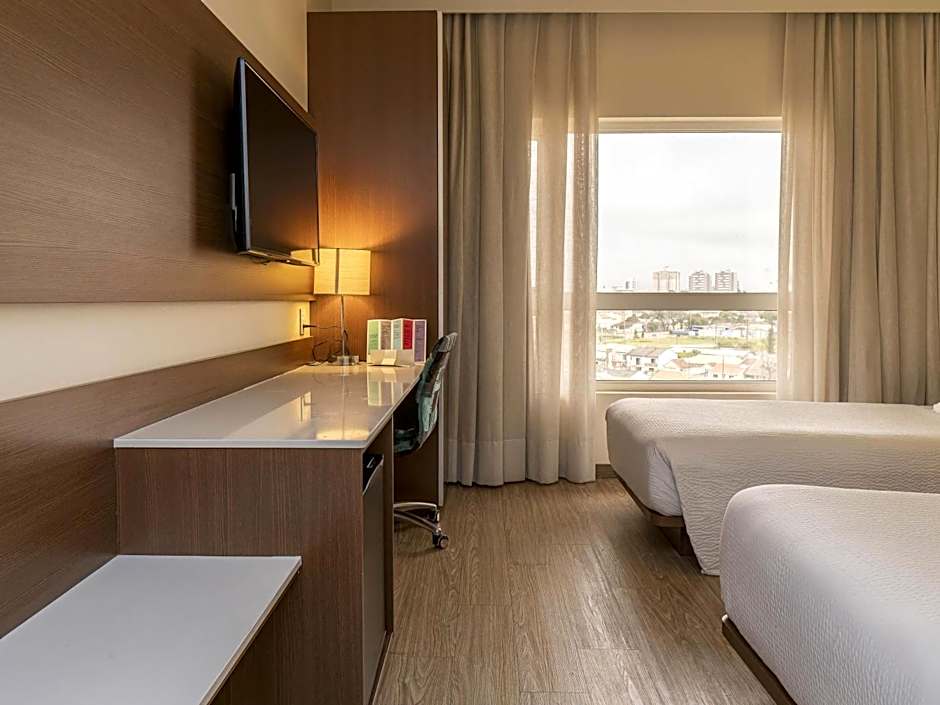 ibis Styles Curitiba Airport