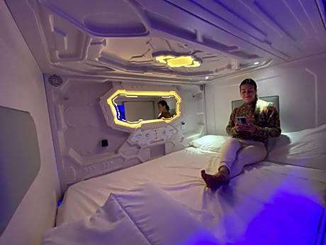 Mixed Dormitory Room