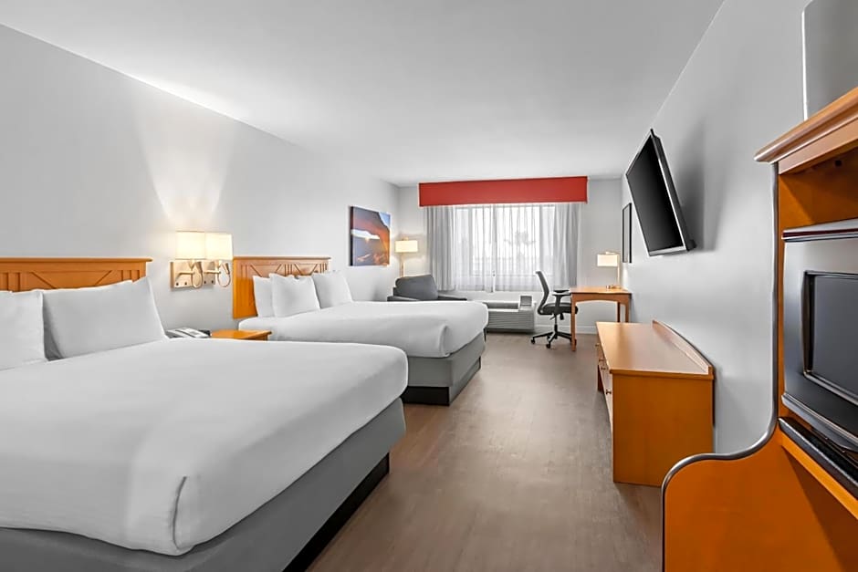 Red Lion Inn & Suites Goodyear - West Phoenix
