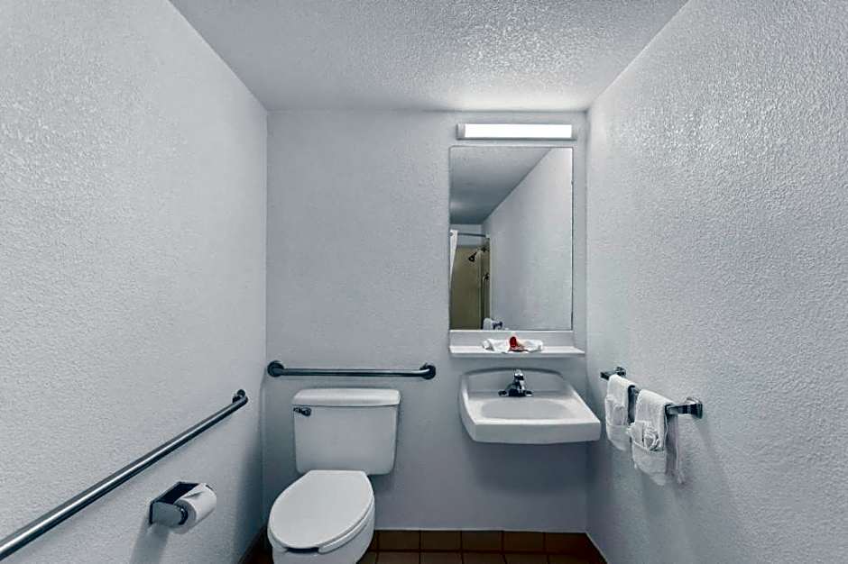 Econo Lodge Willowbrook