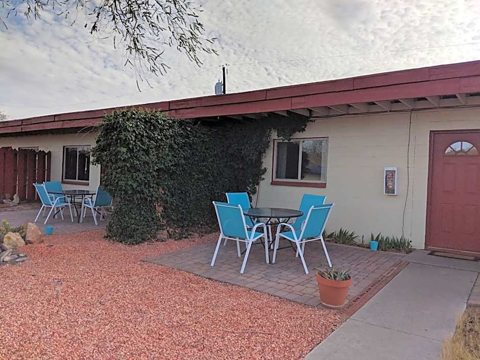 Red Rock Motel and Dam Motel