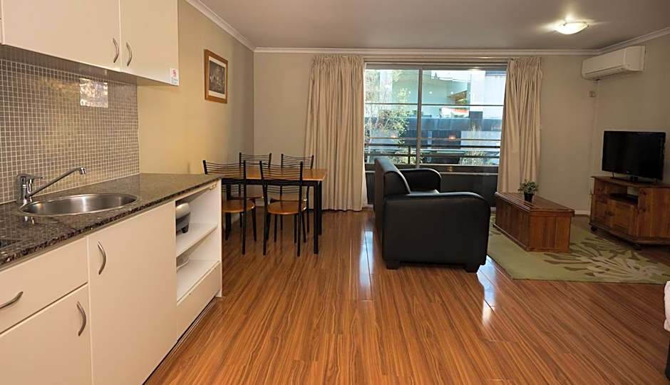 Napoleon On Kent Hotel