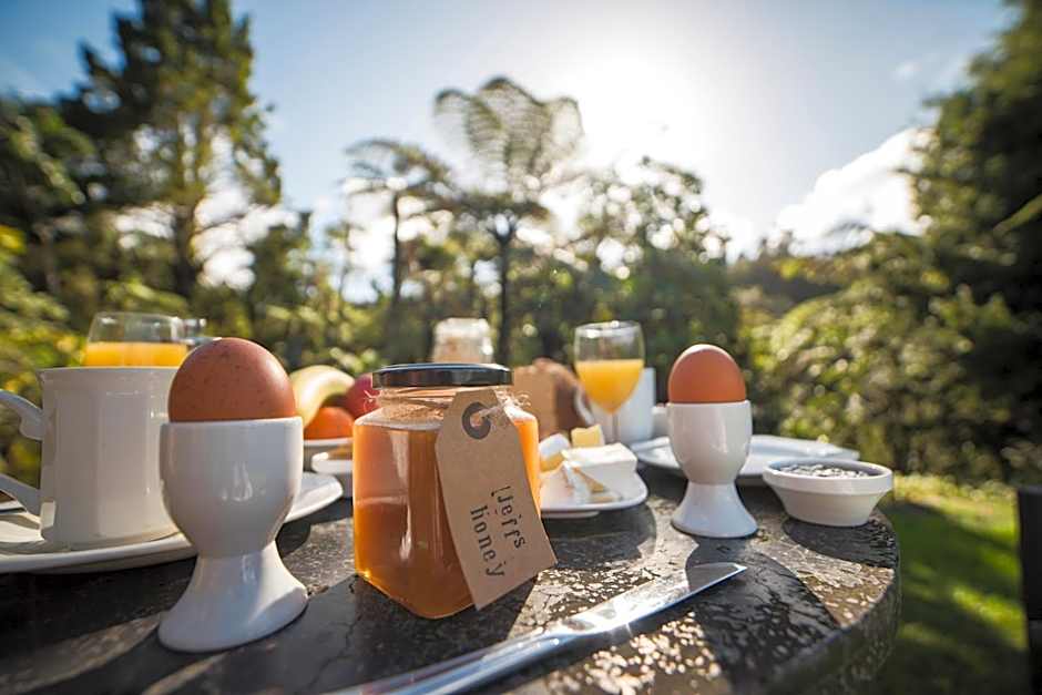 Wairua Lodge - Rainforest River Retreat