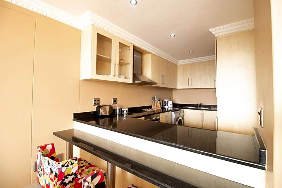 Stunning Sails on Point G501