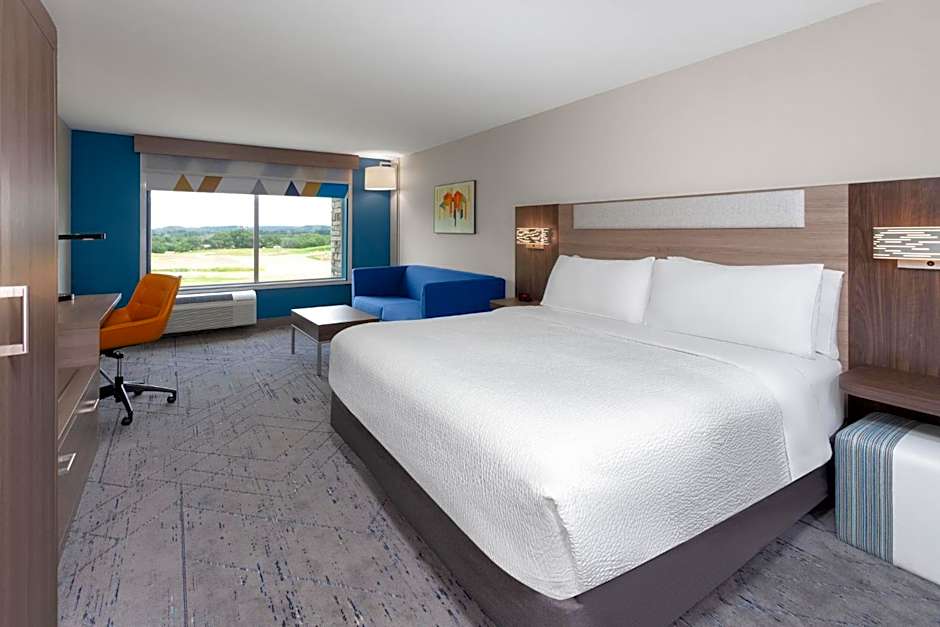 Holiday Inn Express Reedsburg Dells Area By IHG