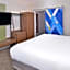 Holiday Inn Express & Suites Madison By IHG
