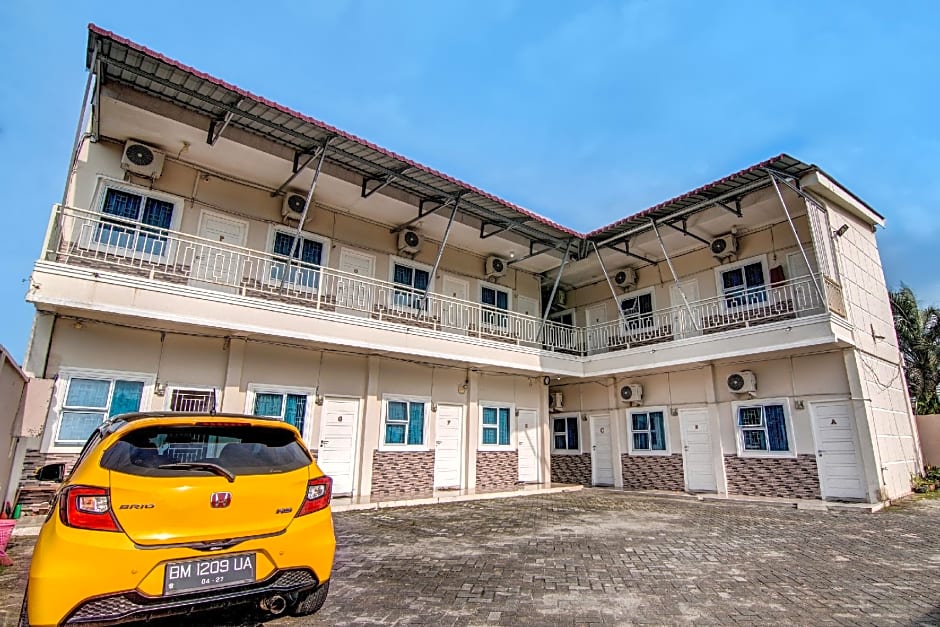 Hotel O Putri Homestay Syariah Near SPBU 14.282.694 (Air Hitam)