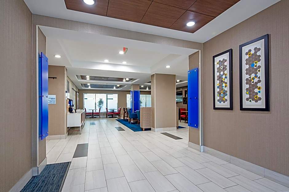 Holiday Inn Express & Suites Chattanooga (East Ridge) By IHG