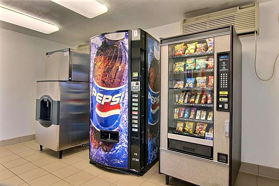 Motel 6-Bismarck, ND