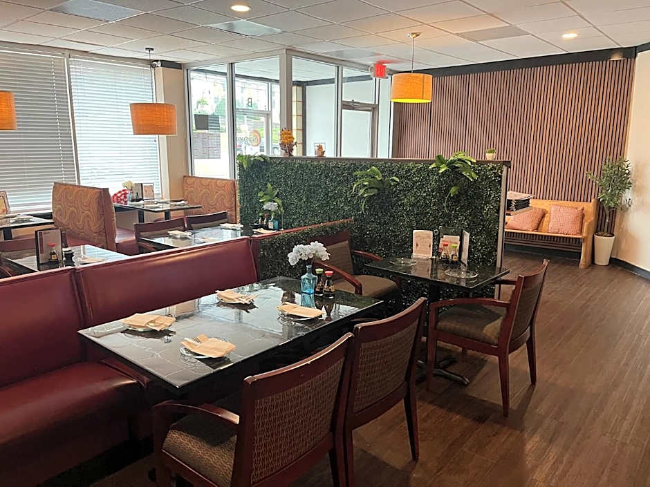 Red Roof Inn & Suites Wilkesboro