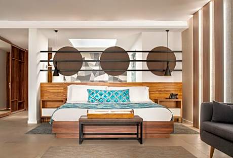 Jr. Suite Outdoor Jacuzzi - Free WiFi