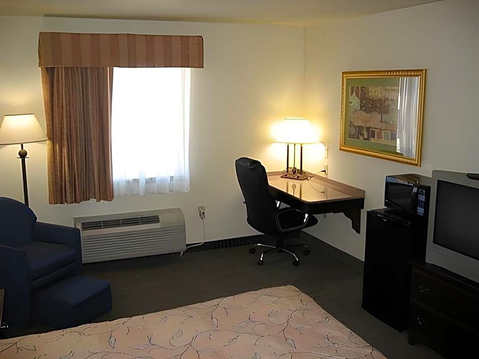 HomeTown Hotel
