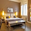 Hotel Made In Louise