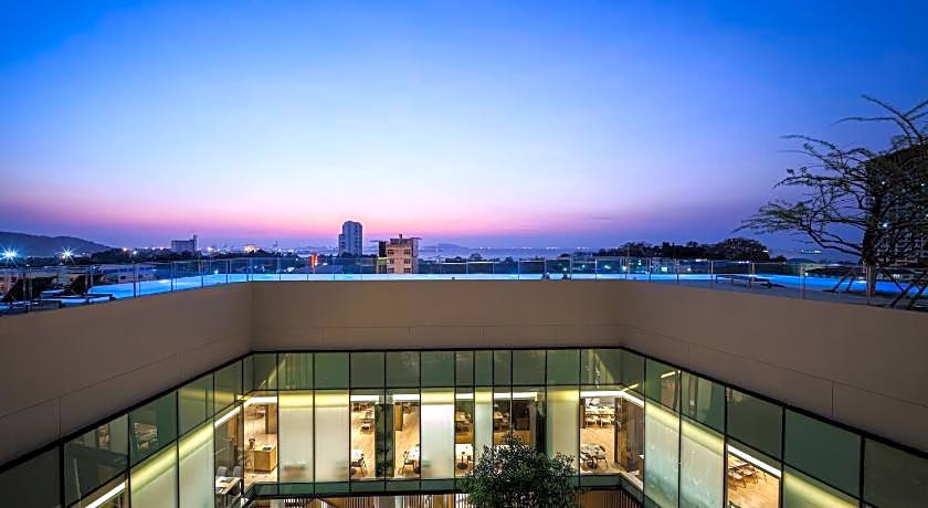 Arize Hotel Sri Racha