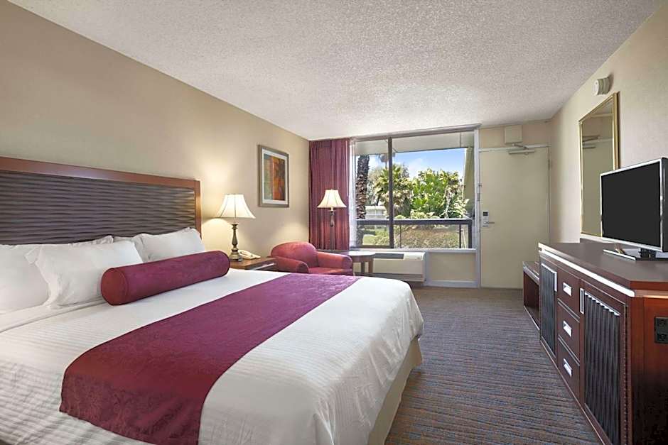 Ramada by Wyndham Sunnyvale/Silicon Valley