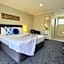 TOWER JUNCTION MOTOR LODGE- Motel with Airport and Railway Station Transport Service