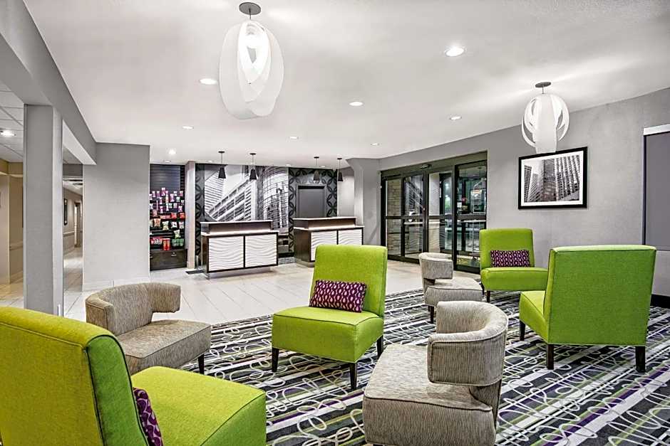 Staybridge Suites Spring - Woodlands Area
