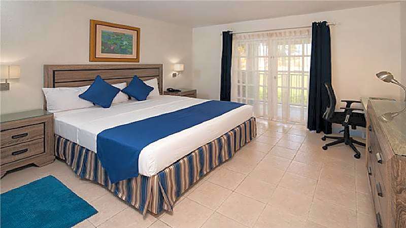 Time Out Hotel