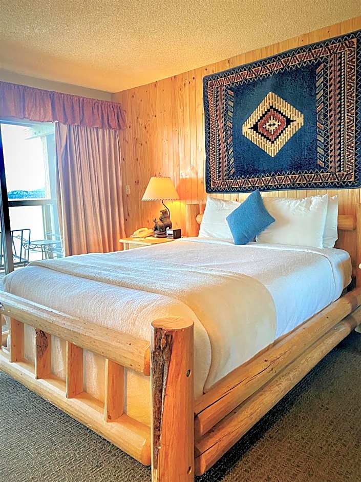 Tahoe Lakeshore Lodge & Spa