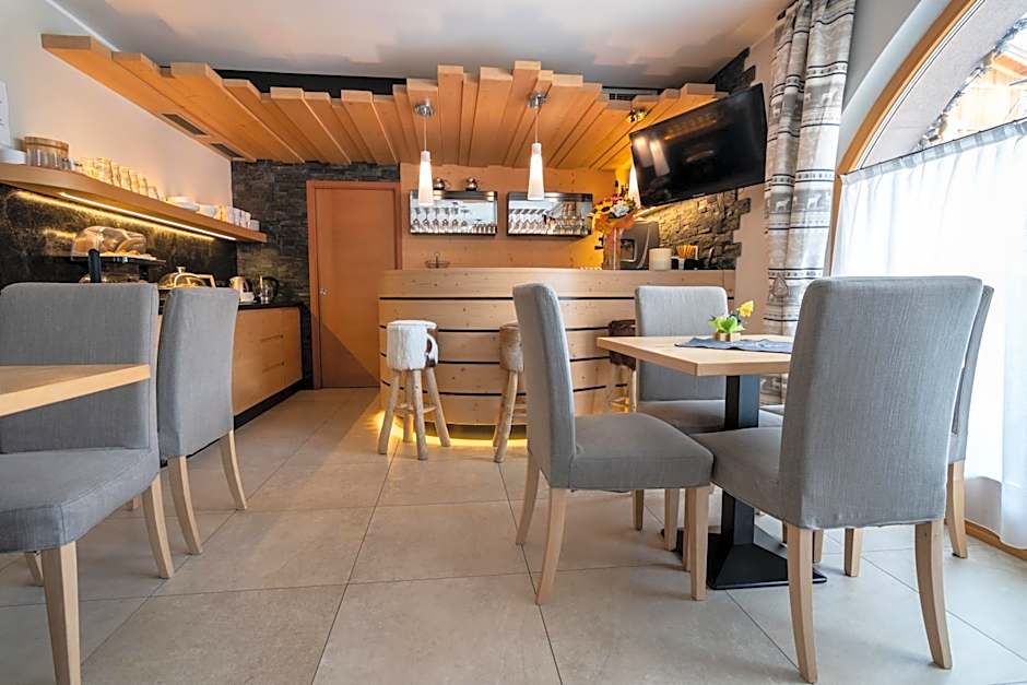 Aparthotel Dolomites Living&Relax