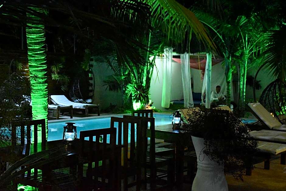 Reyna Resort By Cezere The Palm