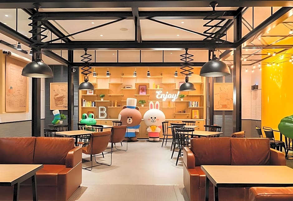 LINE FRIENDS PRESENTS CASA DE AMIGO