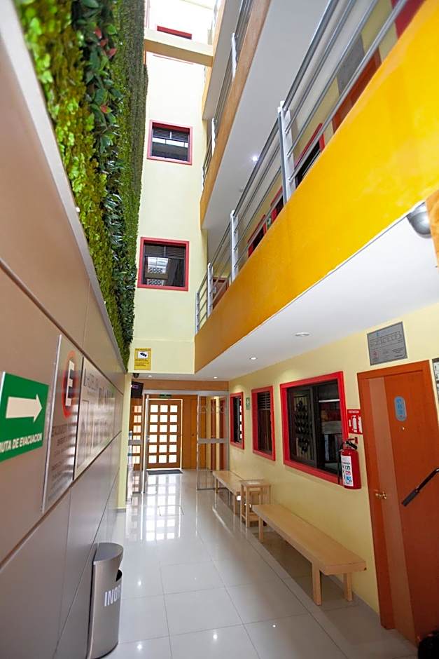 Hotel Lira - Sólo Adultos