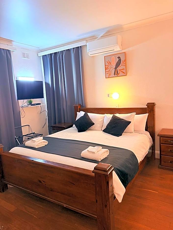 Coonalpyn Hotel
