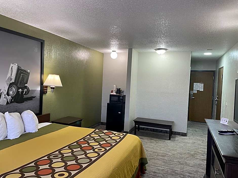 Super 8 by Wyndham Amarillo Central TX