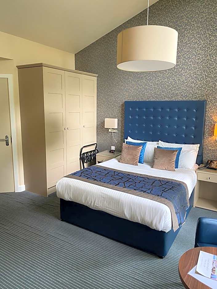 315 Bar & Restaurant