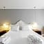 Hotel Beyond