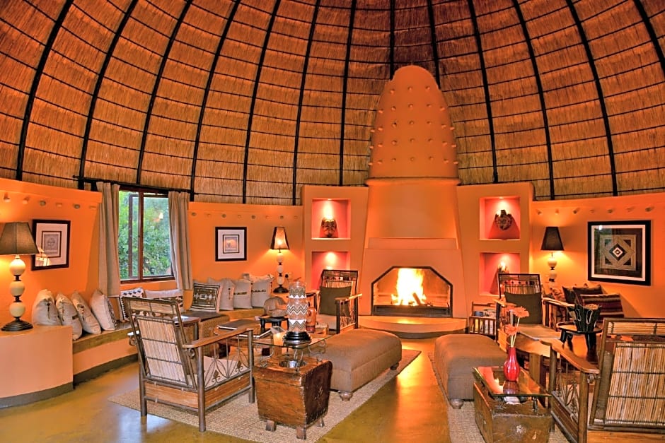 Hoyo Hoyo Safari Lodge - All Inclusive