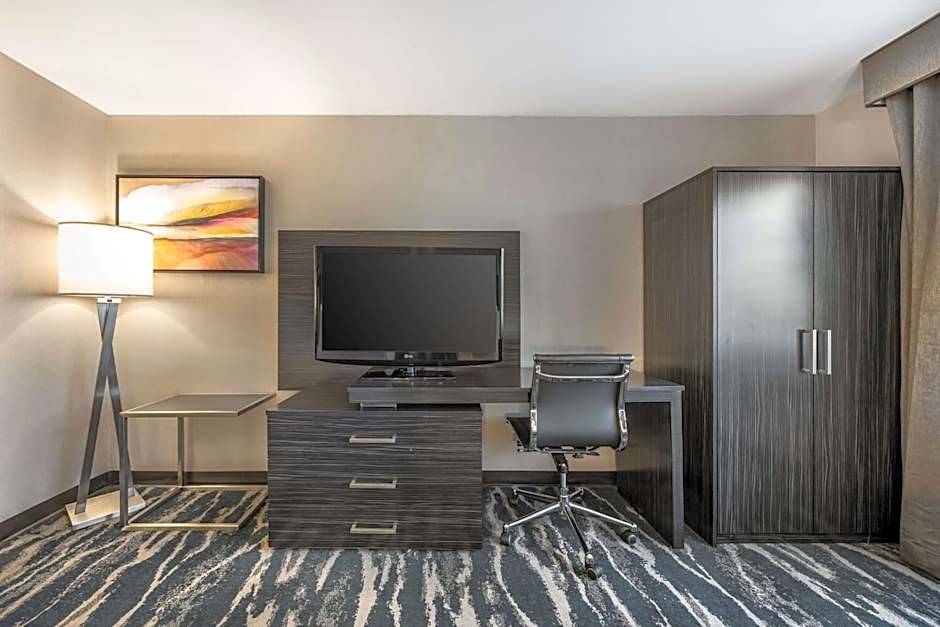 Best Western Plus North Las Vegas Inn & Suites