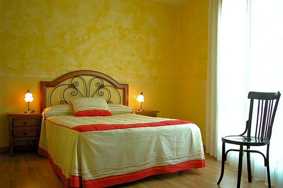Hotel Brezales